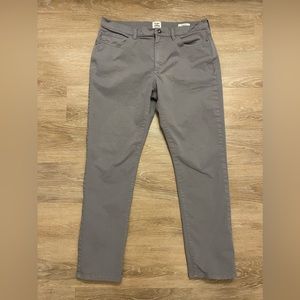 Flint and Tinder 365 Pants Mens Size 34x30 Slim Fit Charcoal Gray Chino Casual